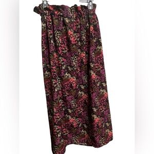 Floral ruffle strapless dress